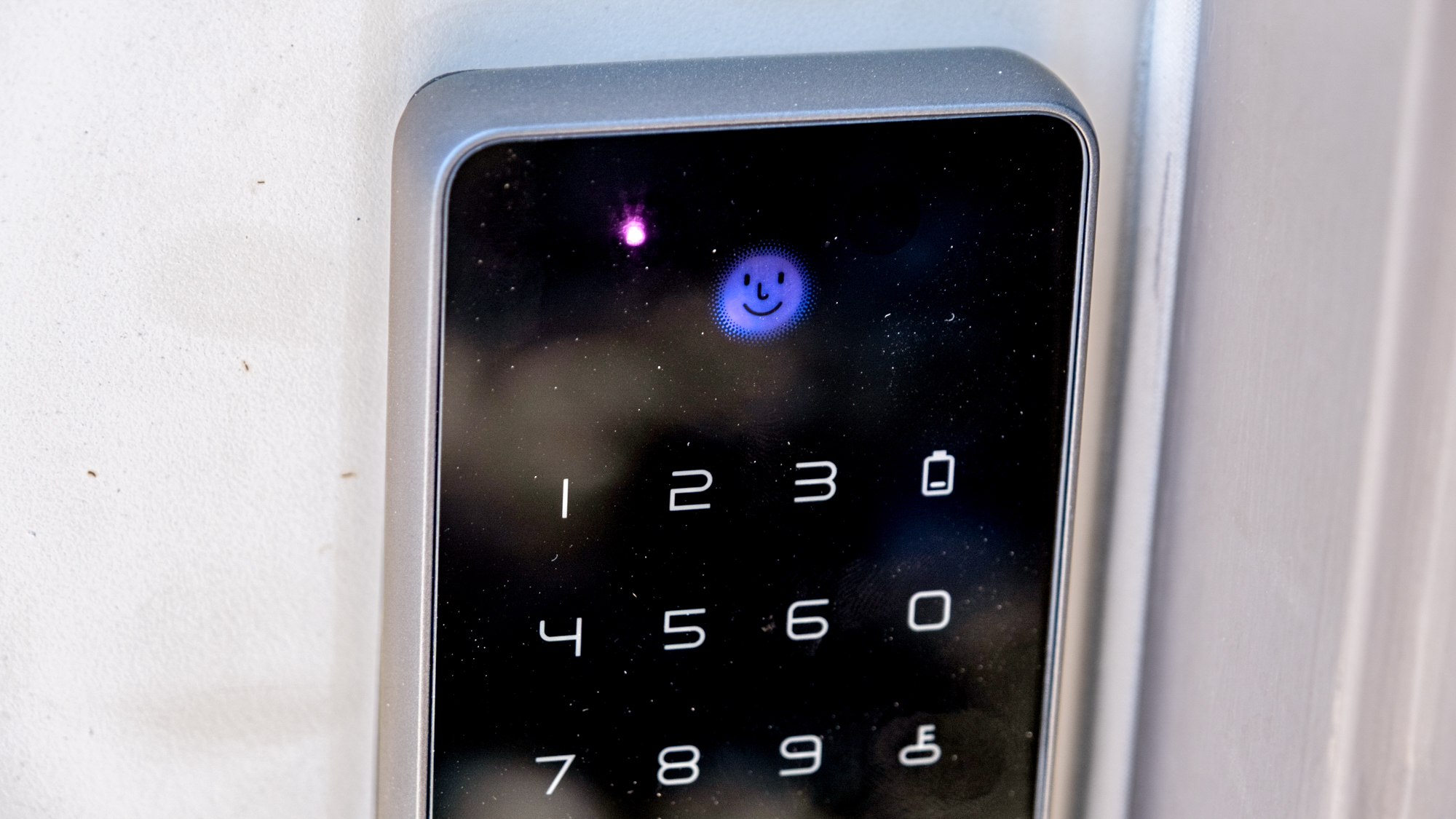 Lockin Veno Solar מנעול חכם