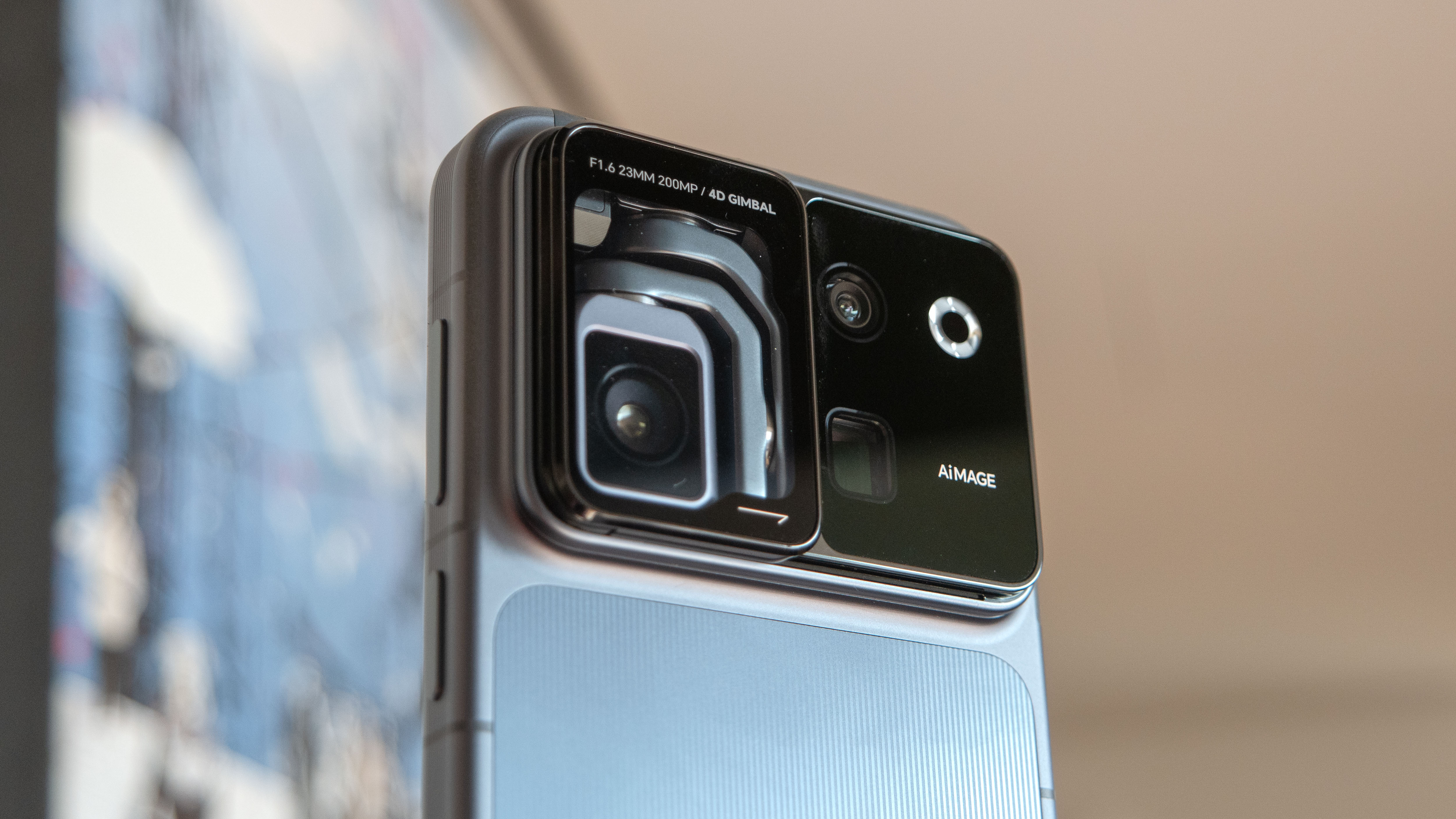 Honor Robot Phone מעשי.