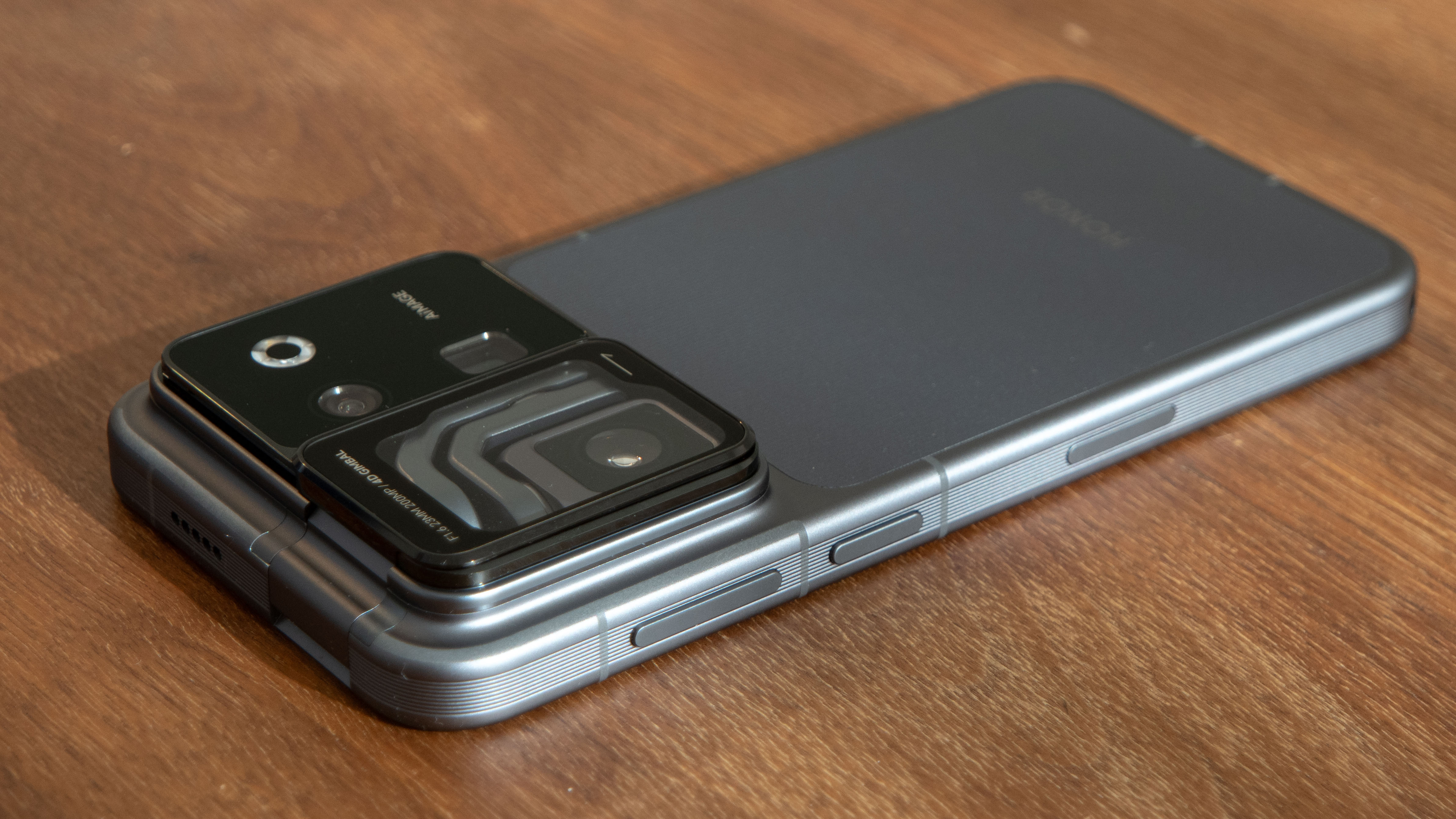 Honor Robot Phone מעשי.