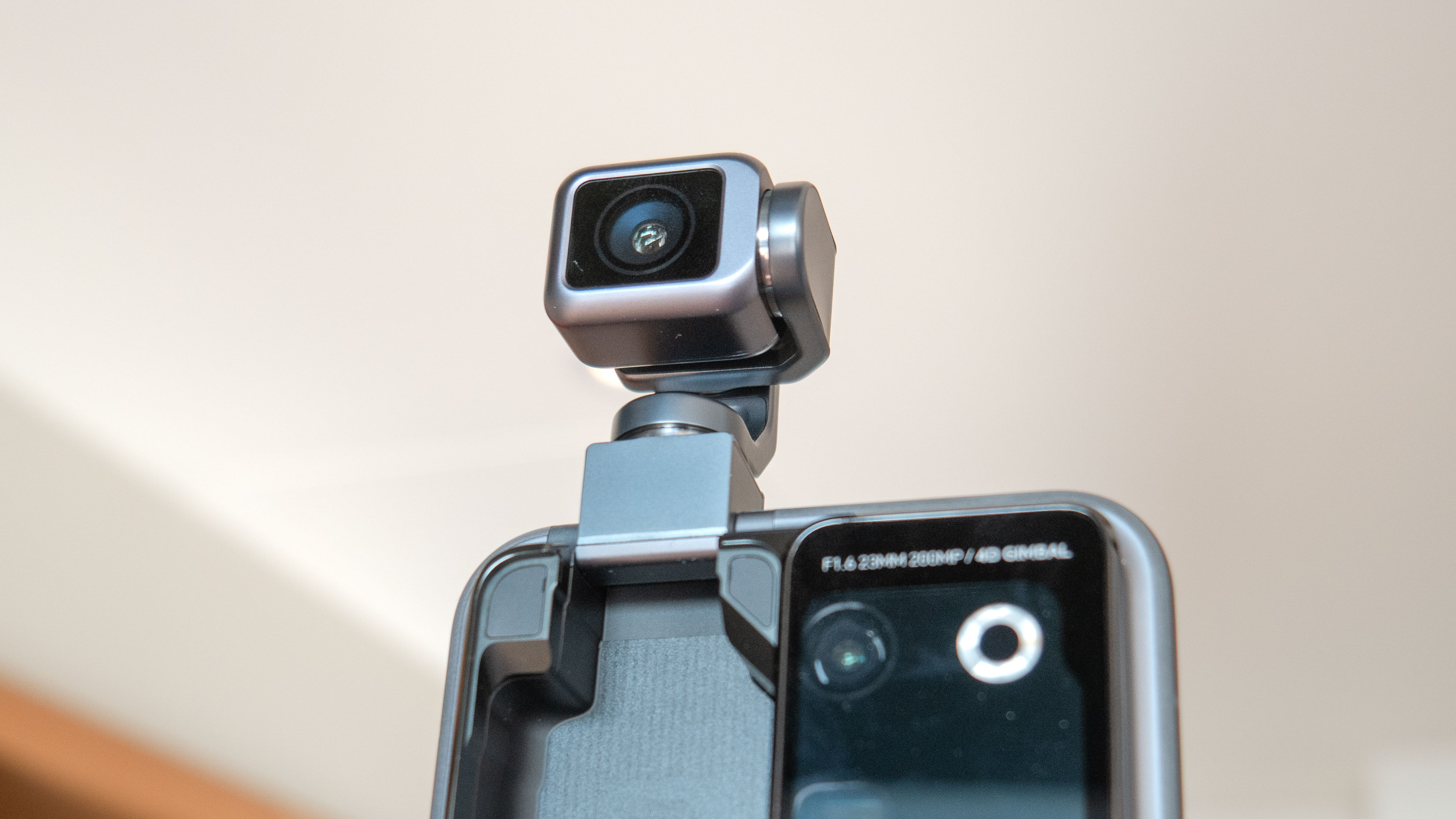 Honor Robot Phone מעשי.