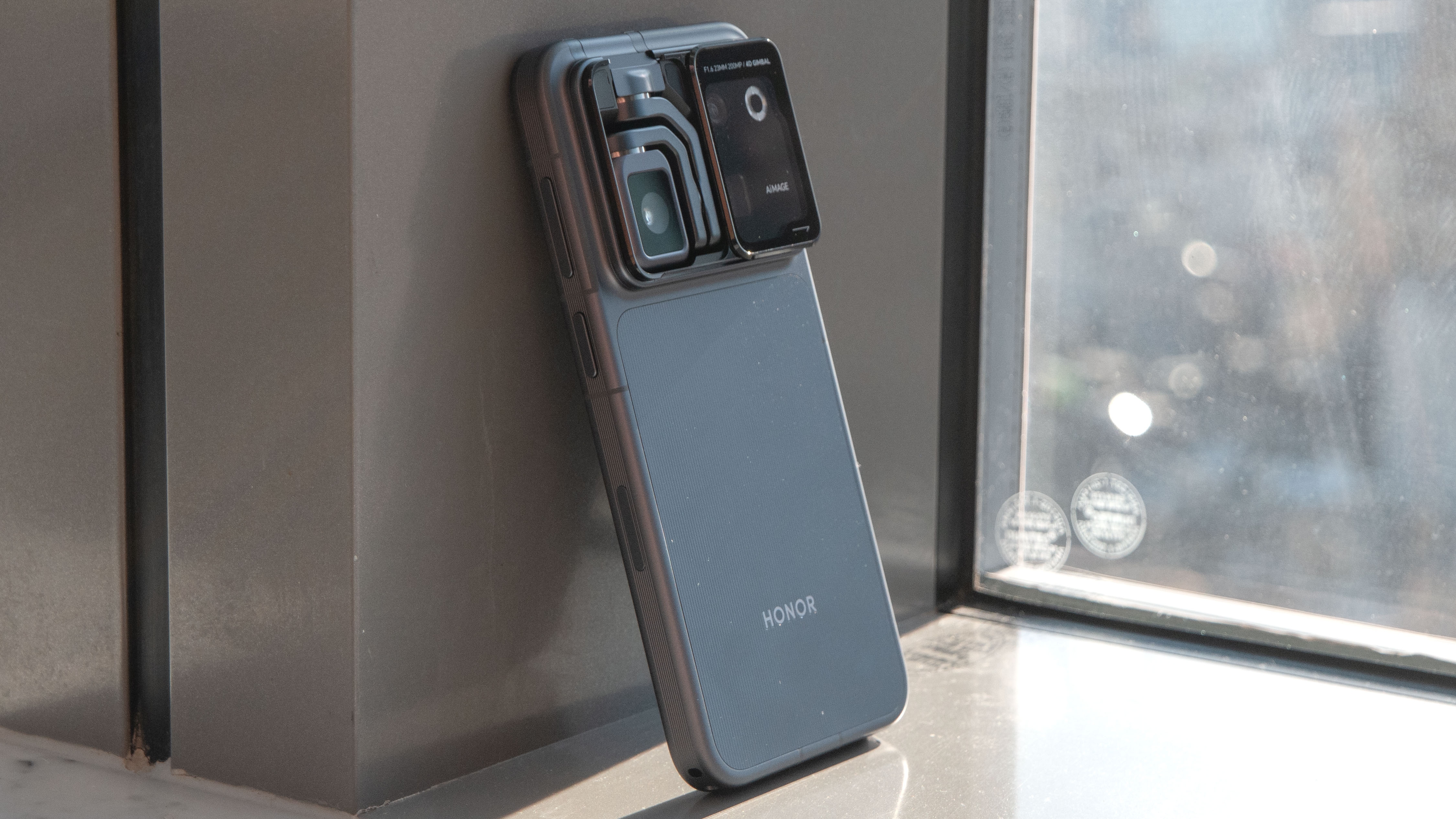 Honor Robot Phone מעשי.