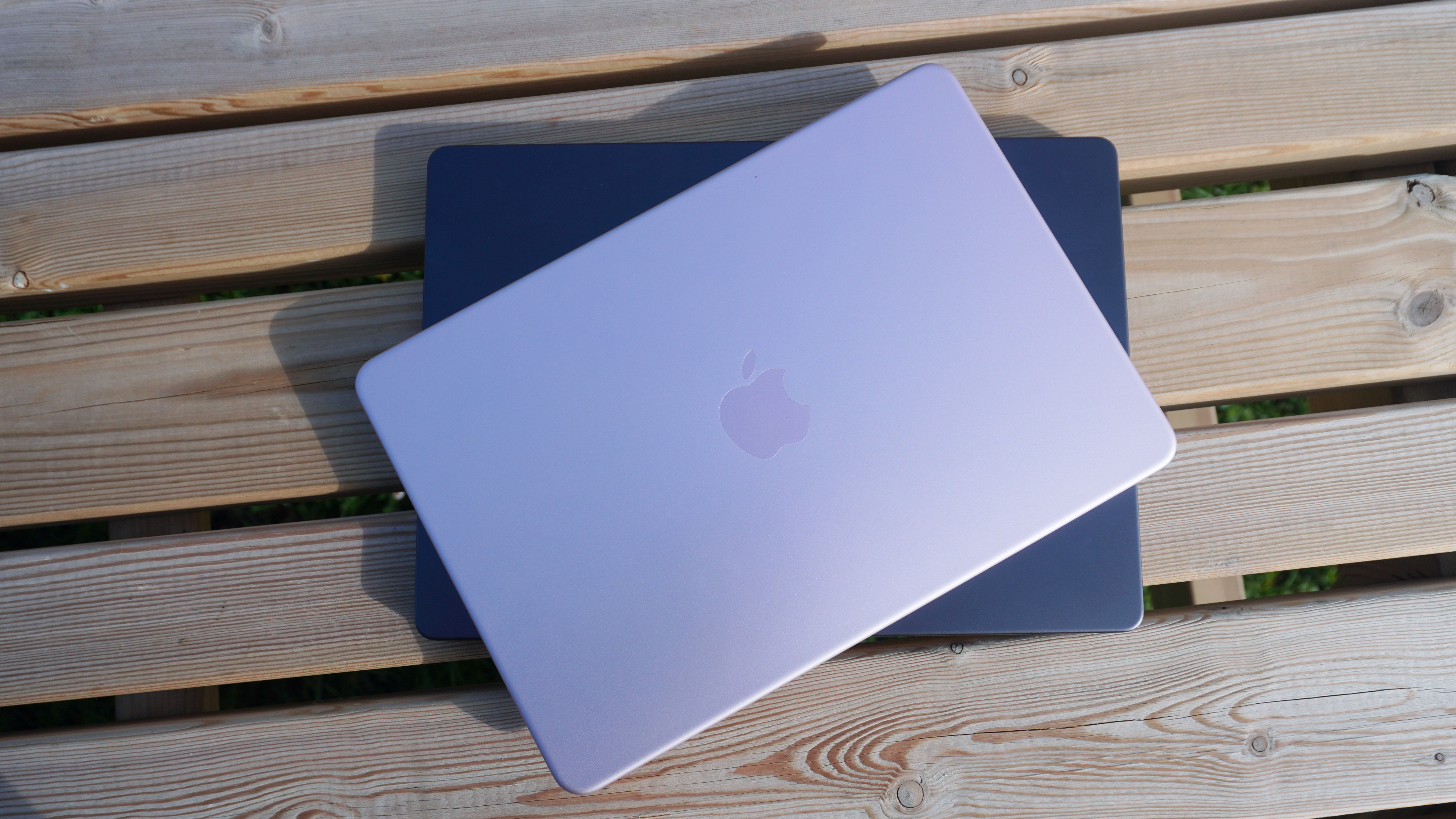 MacBook Pro לעומת MacBook Neo