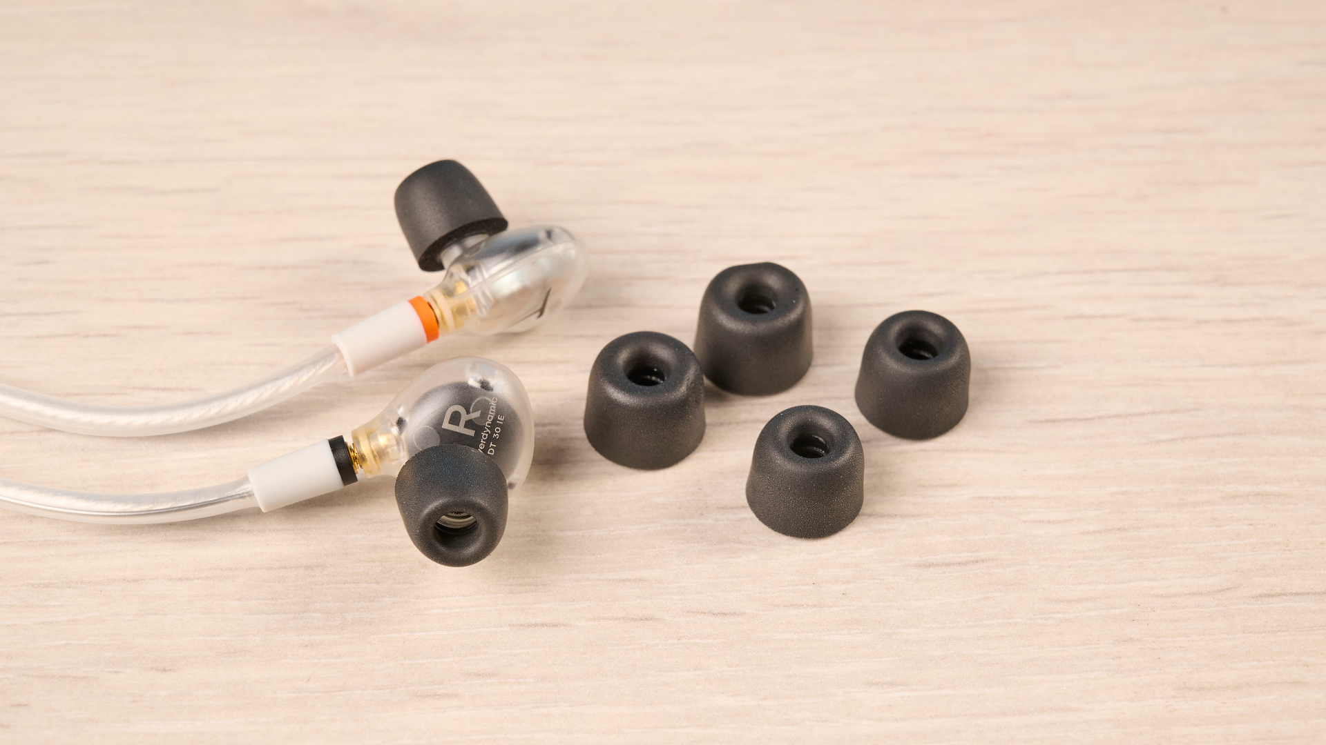 מסכי אוזן של Beyerdynamic DT 30 IE
