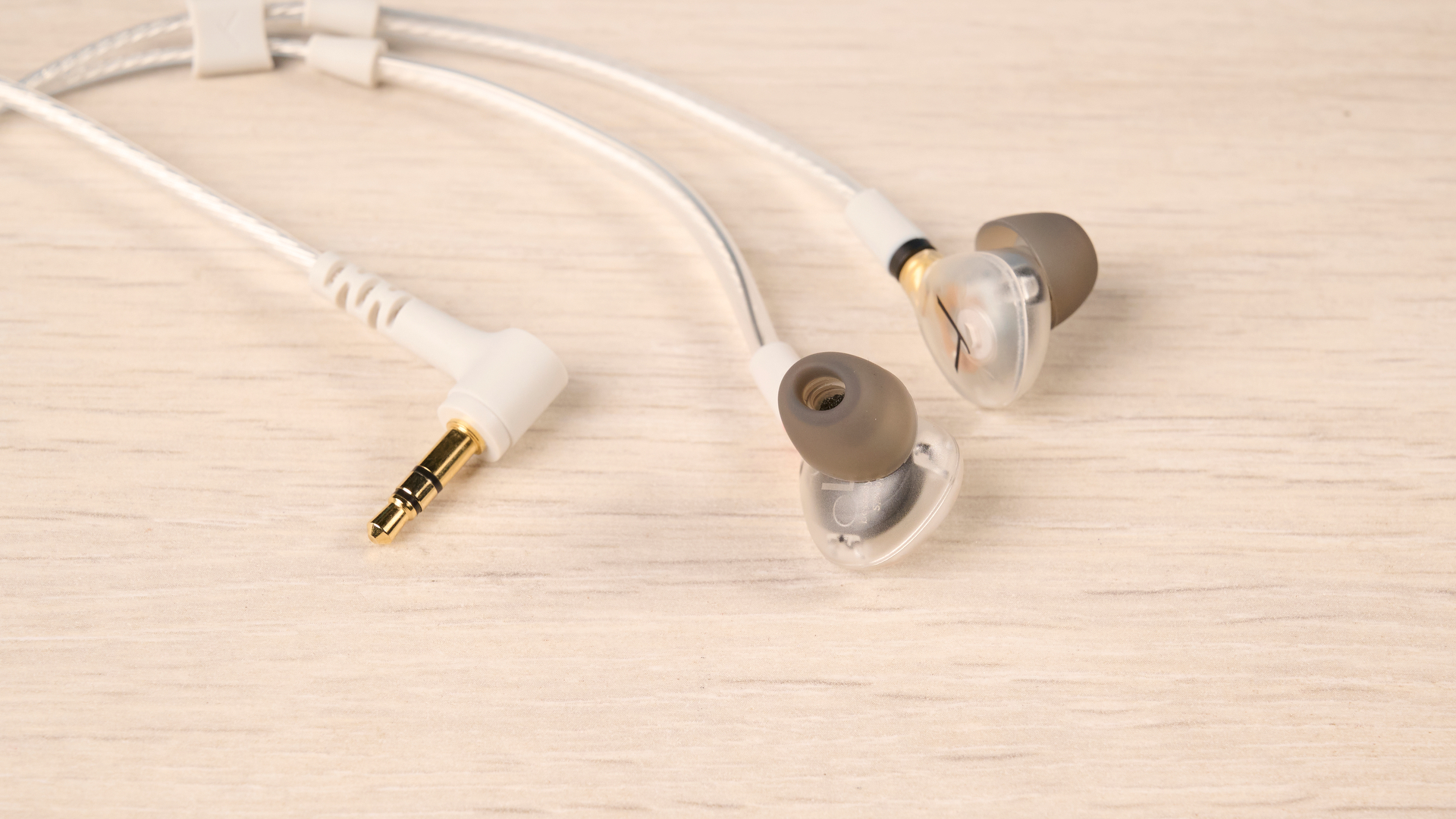 מסכי אוזן של Beyerdynamic DT 30 IE