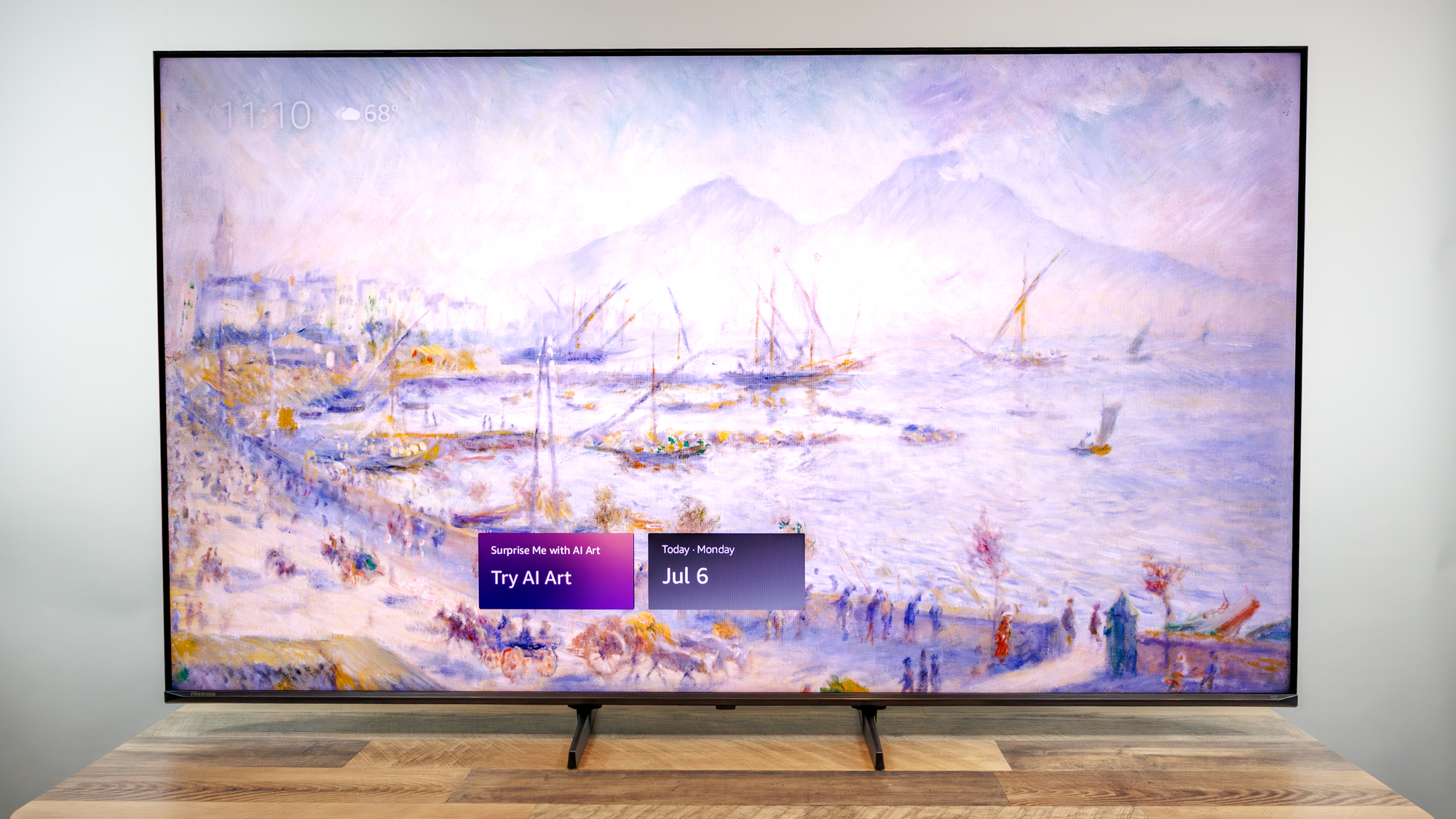 Hisense U6SF Pro TV על שולחן