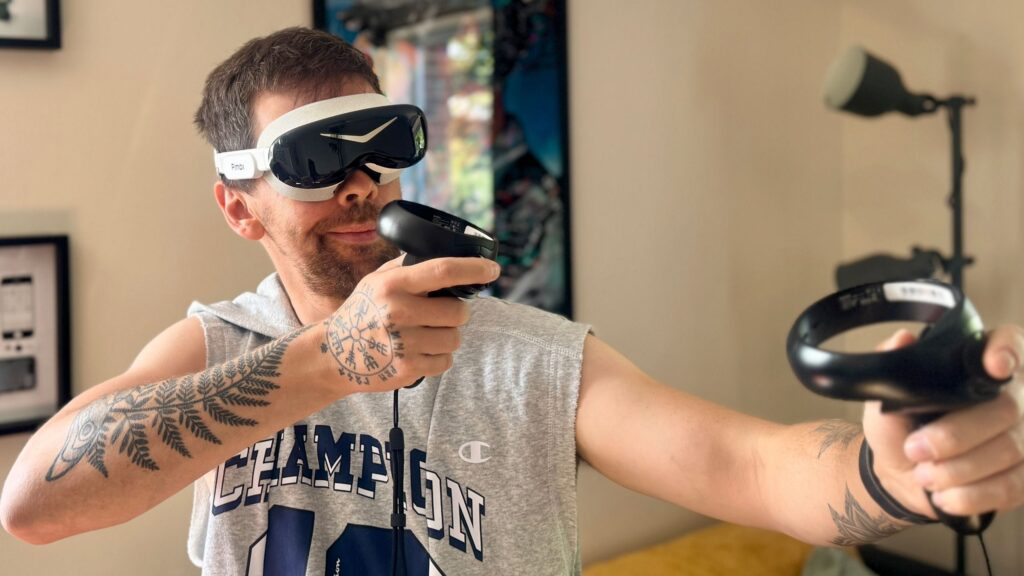 שיחקתי במשך 100 שעות באוזניות VR קלות יותר מהאייפון שלי - Pimax Dream Air היא פריצת דרך יקרה מאת ג'ייסון אנגליה פורסם ב-12 בספטמבר 26 מומלץ להפוך VR למחשב הגיוני (במחיר גבוה)