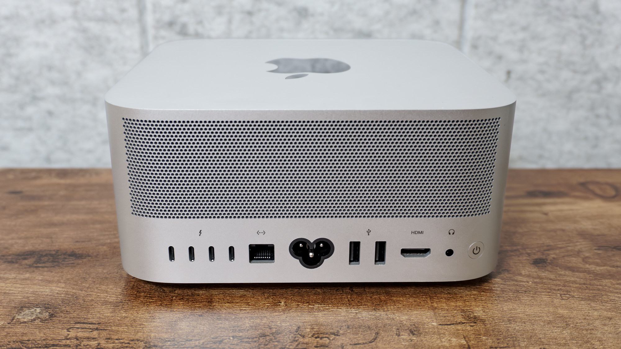 Mac Studio M5 Ultra