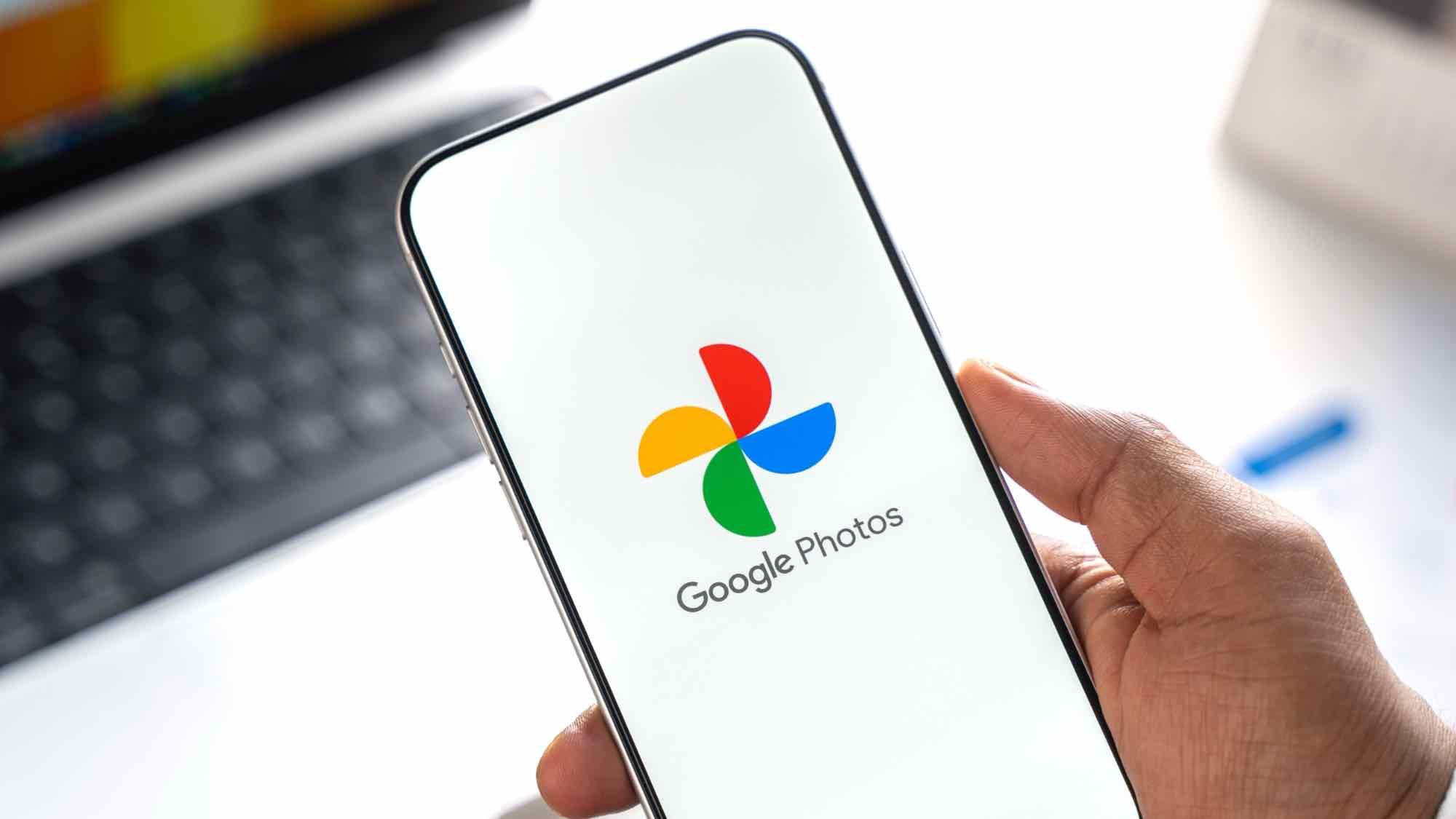 Google Photos מאפשר לך כעת לפקסל מידע רגיש בהחלקה אחת - הנה איך