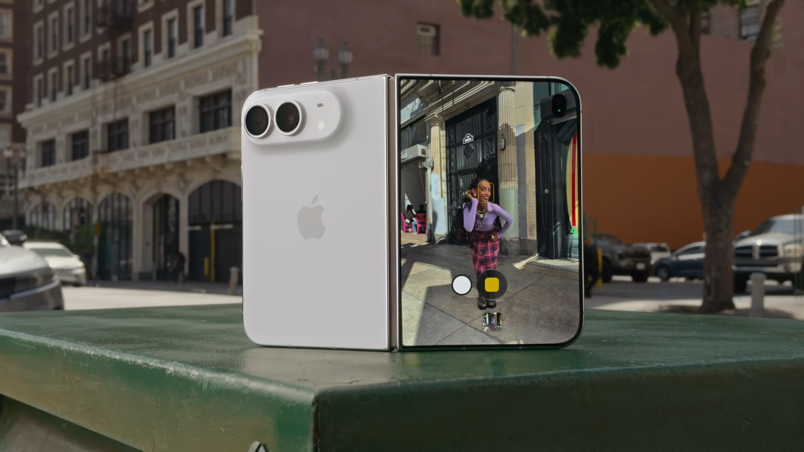 הסלפי של iPhone Duo התייצב