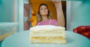 Study: Maternal Consumption of Fruits, Vegetables and Fruit Juices in Relation to Offspring Weight at 4 Years. Image Credit: RecCameraStock / Shutterstock