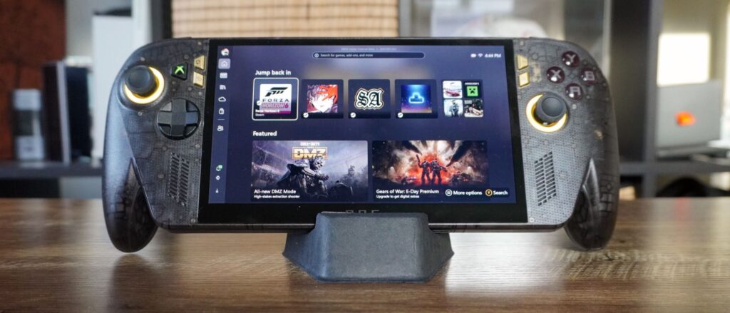 לקחתי איתי את ה-Asus ROG Xbox Ally X20 מסביב לעולם - הוא נהדר, אבל האם הוא 1,299$ נהדר? מאת ג'ייסון אנגליה פורסם ב-15 באוקטובר 26 ROG Xbox Ally X20 הוא ללא ספק טוב יותר מקודמו, עם מסך OLED מדהים וארגונומיה מעולה אך תג מחיר של 1,299 דולר מחזיק אותו.
