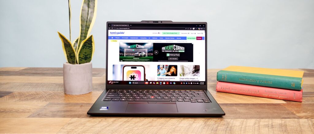 השתמשתי ב-Lenovo ThinkPad X1 Carbon Gen 14 Aura Edition במשך 3 חודשים: הוא קל, בר קיימא ובעל צג OLED מדהים מאת דילן האס פורסם ב-24 באוקטובר 26 בחירת העורך "Space Frame" השלדה הופכת את זה ל-X1 Carbon בר-קיימא