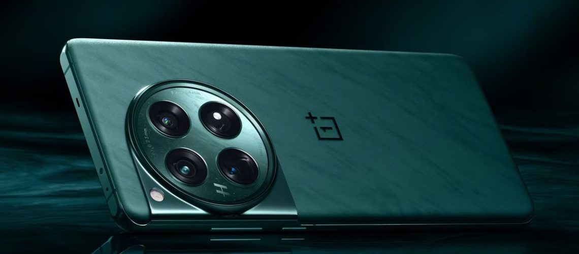 OnePlus 12 event announcement in China