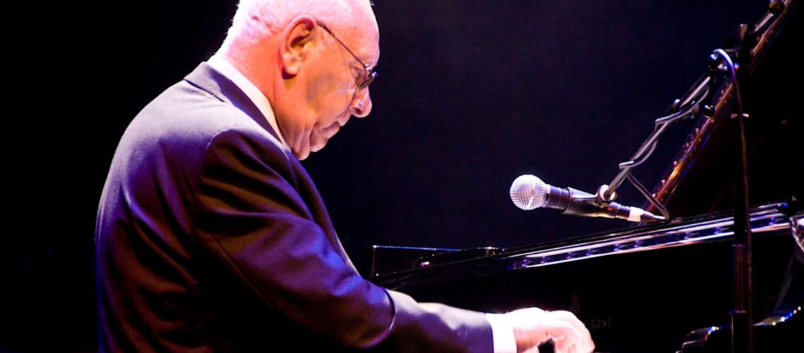 מוריס אל מדיוני, פסנתרן יהודי אלג'יראי נערץ בקרב יהודים ומוסלמים, מת בגיל 95