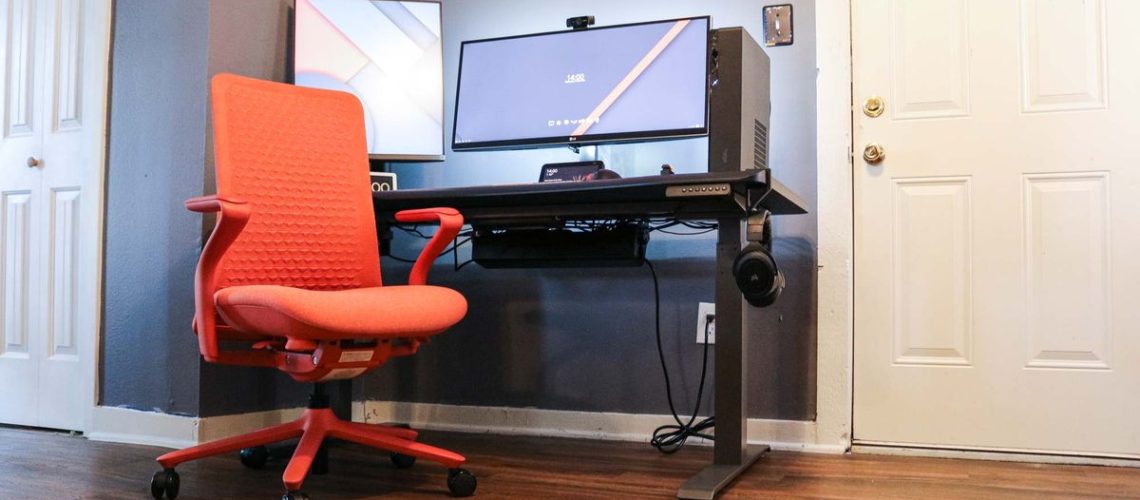 סקירת Branch Verve Chair מאת Anthony Spadafora עודכן לאחרונה ב-17 ביוני 24 The Branch Verve Chair הוא כיסא משרדי בעל מראה ייחודי שנוח לשבת בו בדיוק כמו שהוא יפהפה.