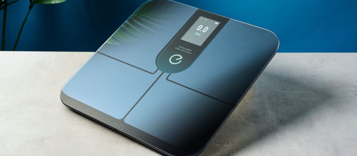 סקירת Eufy Smart Scale P3 מאת Peter Wolinski שפורסמה ב-24 ביוני 24. Eufy Smart Scale P3 מציע מגוון רחב של מדידות ואפליקציה נלווית מוצקה.  עם זאת, יש לו כמה פגמים מעצבנים, שהעמידו אותו מאחורי המתחרים שלו.