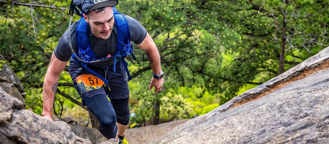 רצתי 120 מייל באפוד המשוקלל של Omorpho כדי להתאמן למרתון - הנה מה שקרה מאת TJ Fink פורסם ב-26 ביוני 24. ה-Omorpho G-Vest היה המלווה האידיאלי לאימונים למרתון השביל השני שלי, ועזר לי לארוז את הקילוגרמים, להכין את שלי רגליים ולחתוך 30 דקות מזמן המירוץ הקודם שלי.