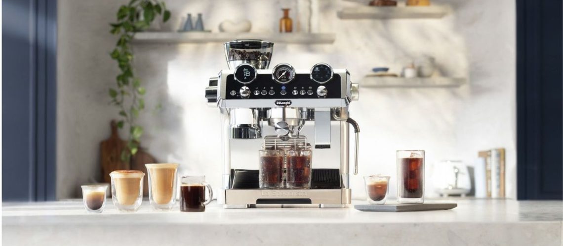 ניסיתי את מכונת האספרסו הידנית המובחרת ביותר של De'Longhi במשך חודש - הנה מה שחשבתי מאת מילי פנדר שפורסם ב-1 ביולי 24. עורך הבתים שלנו מעמיד את ה-De'Longhi La Specialista Maestro למבחן במשך מספר שבועות קיץ חמים