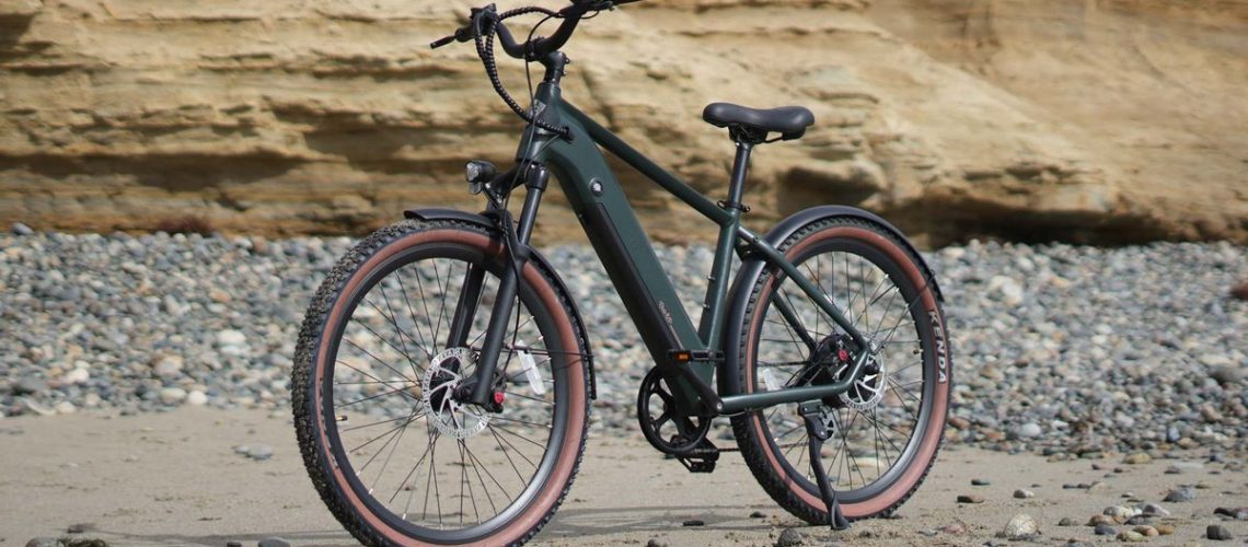 סקירת Ride1Up Turris: אופניים חשמליים מגוונים לנוסעים מאת Dan Cavallari עודכן לאחרונה ב-11 ביולי 24 Ride1Up Turris מושלם לנוסעים שצריכים לרכוב על פני שטחים מרובים מבלי להזיע בדרך למשרד.