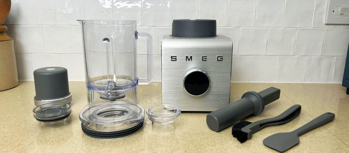 SMEG Professional High Performance Blender