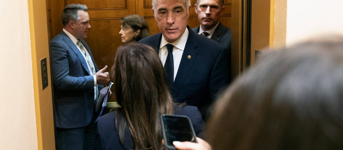 האם הסנאט יכול לחמוק דרך הגדרת אנטישמיות שנויה במחלוקת?  הודעה מהעורך הראשי שלנו ג'ודי רודורן