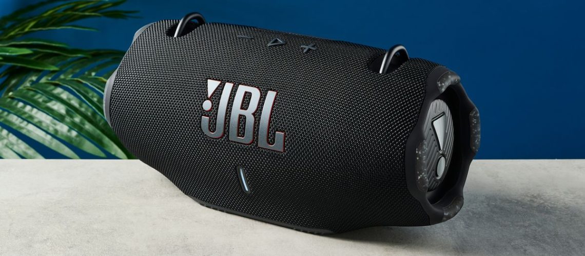סקירת JBL Xtreme 4 מאת Erin Bashford שפורסמה ב-19 ביולי 24 ה-JBL Xtreme 4 הוא רמקול אלחוטי חיצוני בעל עוצמה גבוהה עם הרבה ביצועי בס, אבל הוא יקר.