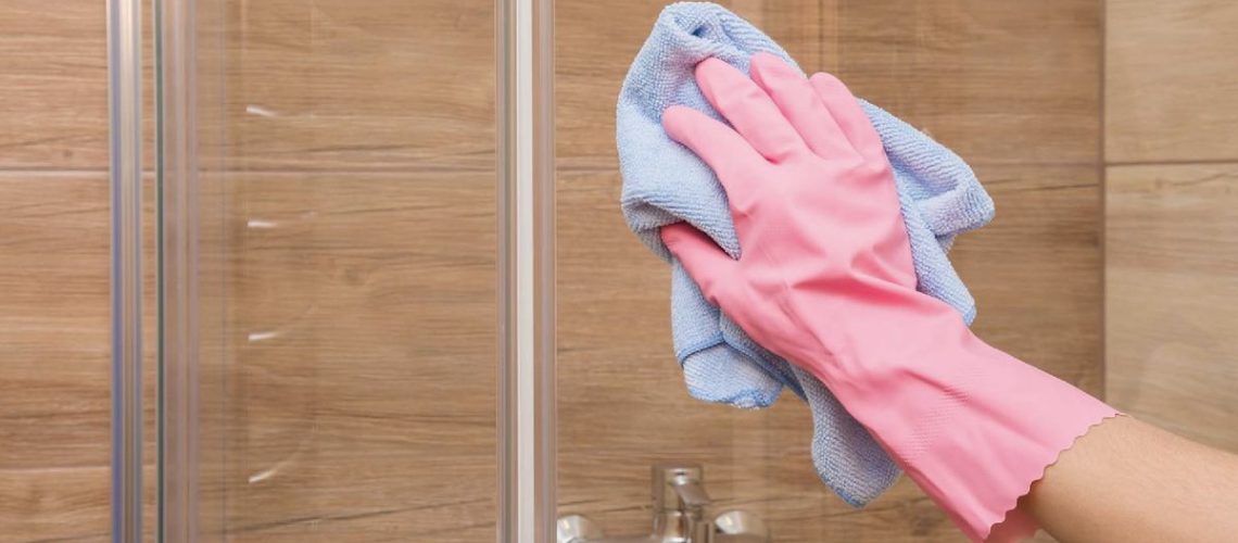 How to remove limescale from your shower glass