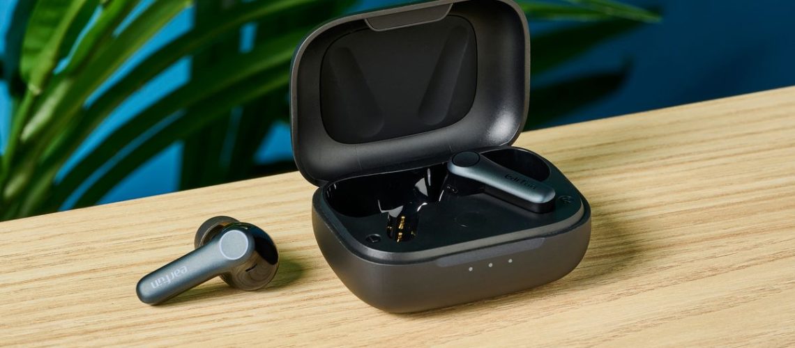 סקירת EarFun Air Pro 4: אוזניות תקציביות לאודיופילים מאת Nikita Achanta שפורסמה ב-5 באוגוסט 24 הן נשמעות כל כך טוב שאתה מרגיש שאתה בהופעה