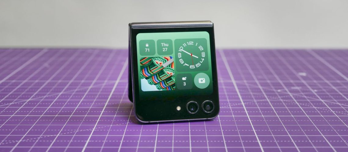 Samsung Galaxy Z Flip 5 review photos.