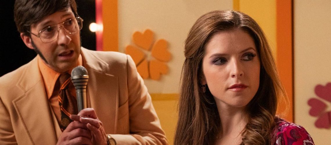 (L-R) Tony Hale as Ed Burke and Anna Kendrick as Cheryl Bradshaw in "Woman of the Hour" now streaming on Netflix