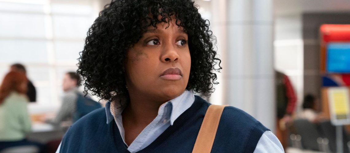 Melissa (Natasha Rothwell) in her uniform in Hulu's "How to Die Alone"