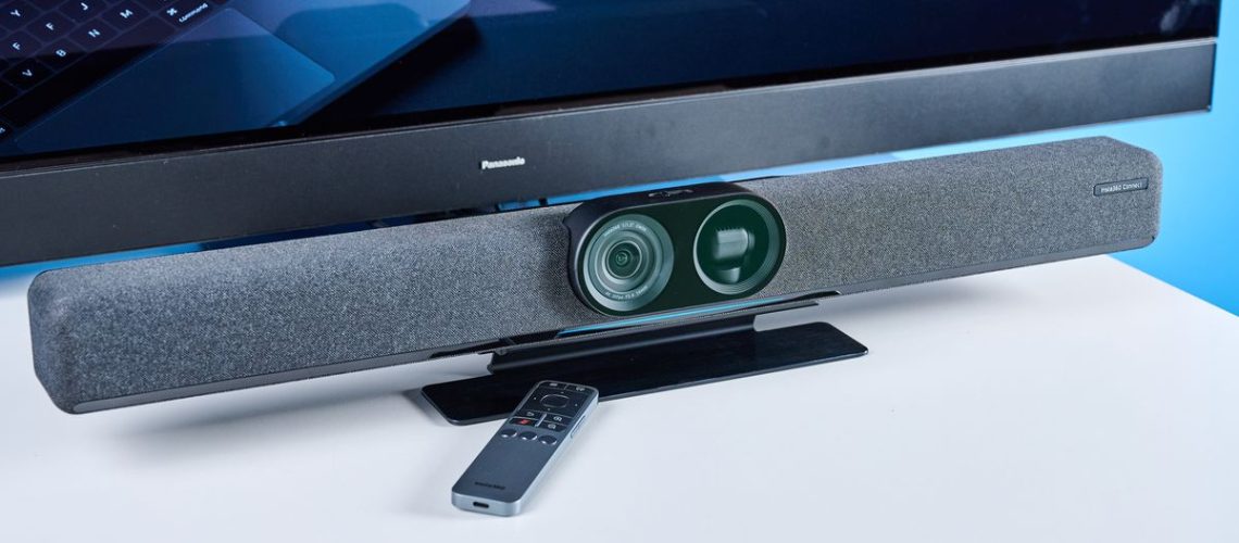 Insta360 Connect Review: מצלמת הרשת הזו בסך 2,000 $ נמצאת בליגה משל עצמה של ארין בשפורד שפורסמה ב- 12 בפברואר 25 למרות שהיא יקרה בהן, האינסטה 360 עושה את מה שאף מצלמת רשת אחרת לא יכולה לעשות. זה האביזר המושלם לחדרי ישיבות בינוניים עד גדולים.