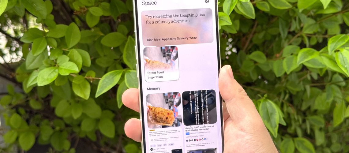 Nothing Phone 3 Essential Space