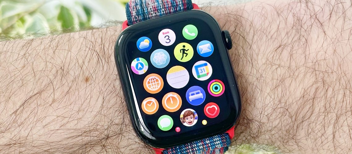 Apple Watch Series 10 close-up on a user's wrist showing the different options within the Apple Watch Notes app, launched with watchOS 26