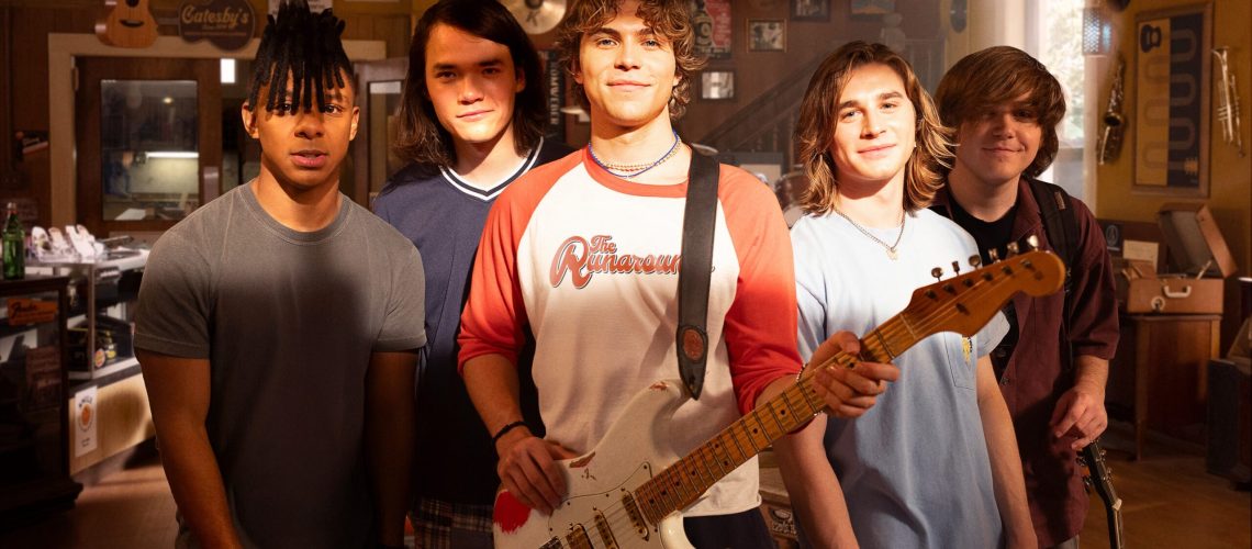 Bez (Zendé Murdock), Topher (Jeremy Yun), Charlie (William Lipton), Neil (Axel Ellis), and Wyat (Jesse Golliher) pose together for Prime Video's "The Runarounds"