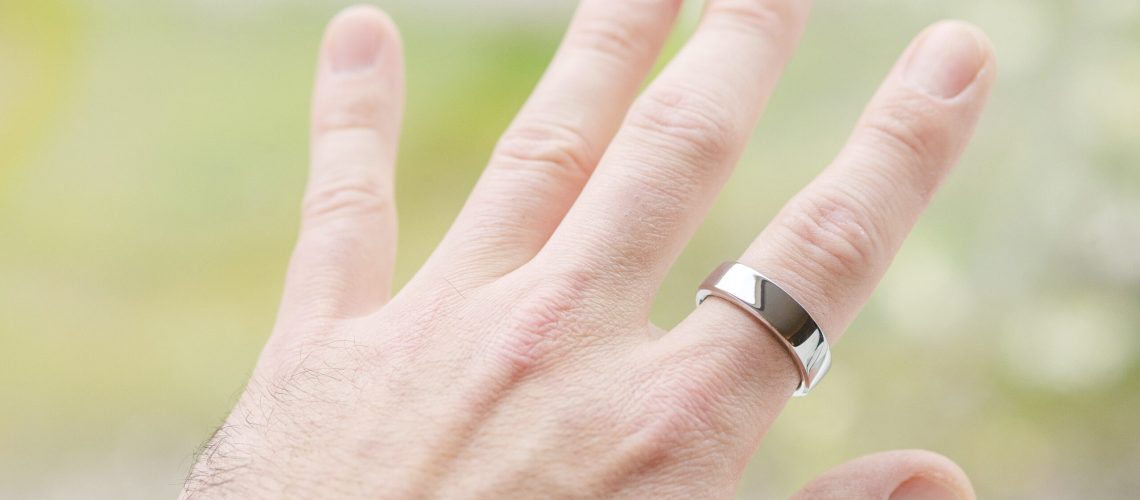 Close-up of the Ringconn Gen 2 Air smart ring