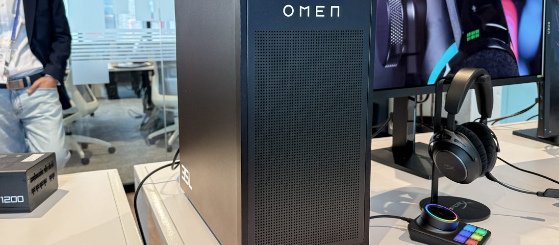 HP Omen 35L Stealth Edition
