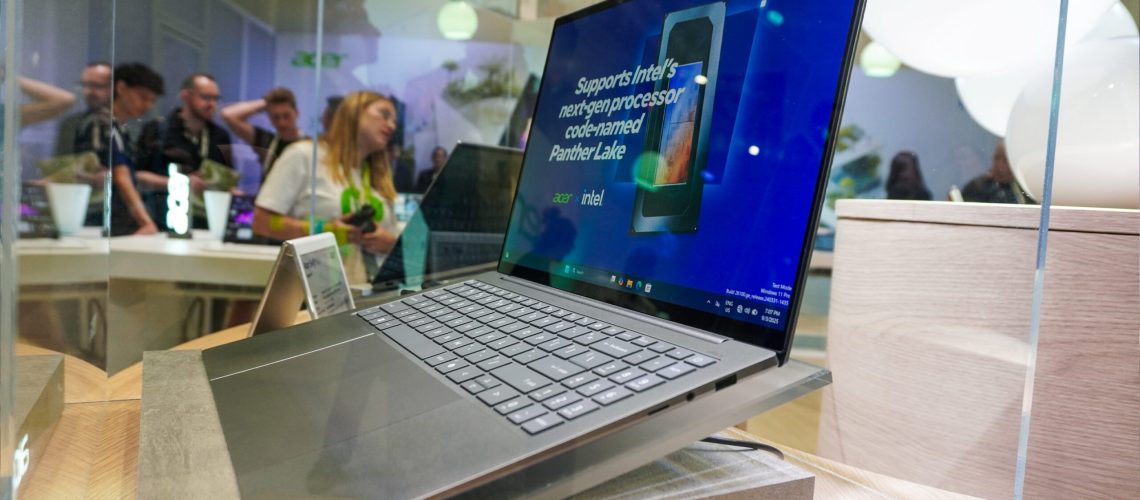 Acer Swift 16 AI