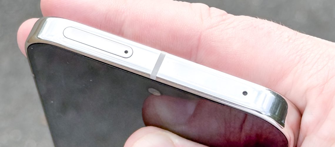 Google Pixel 10 Pro XL top and SIM slot