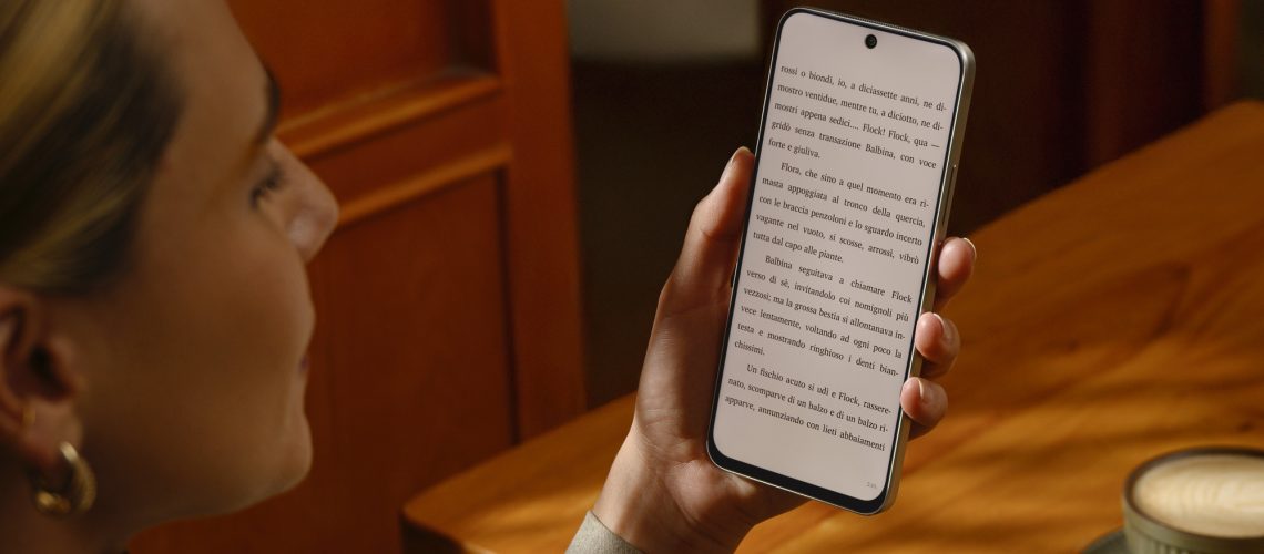 TCL Nxtpaper 60 Ultra reading mode