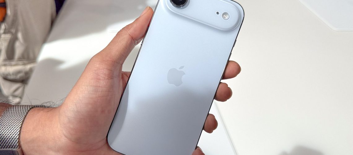 iPhone 17 Air hands-on
