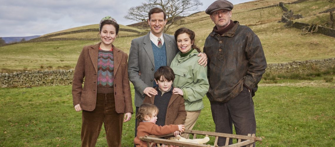 Jenny Alderson (Imogen Clawson), James Herriot (Nicholas Ralph), Helen Herriot (Rachel Shenton) and Tony Pitts (Richard Alderson) with Rose and Jimmy