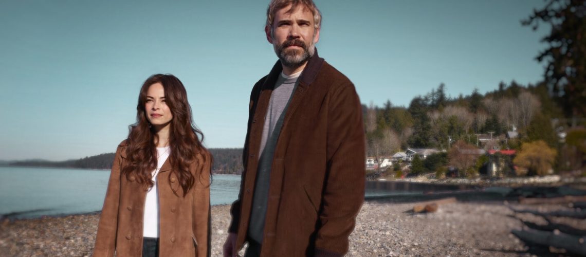 Detective Karl Alberg (played by Rossif Sutherland) and Cassandra Lee (Kristin Kreuk) look for the truth in "Murder in a Small Town" season 2