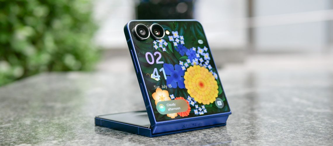 Samsung Galaxy Z Flip 8 פשוט הוטל לשדרוג חזק להפליא