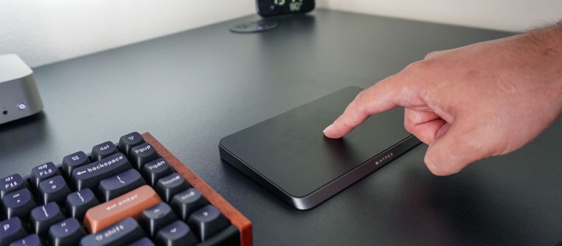 ה- Hyperspace Propad Pro החדש של Hyper יכול סוף סוף להביא חוויה דמוית עקבות קסומה ל- Windows-הנה איך