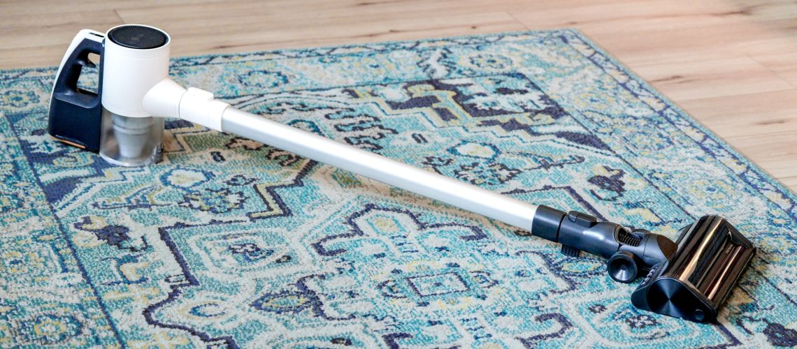 בדקתי את ה-LG CordZero Q3, וזה השואב האלחוטי המושלם לשטיחים מאת Dan Cavallari פורסם ב-4 בנובמבר 25 השואב האלחוטי של LG CordZero Q3 הוא חזק, קל, קל לשימוש, ובעל אור בהיר. עבור מנקה כל כך סביר, זהו מתחרה אדיר.