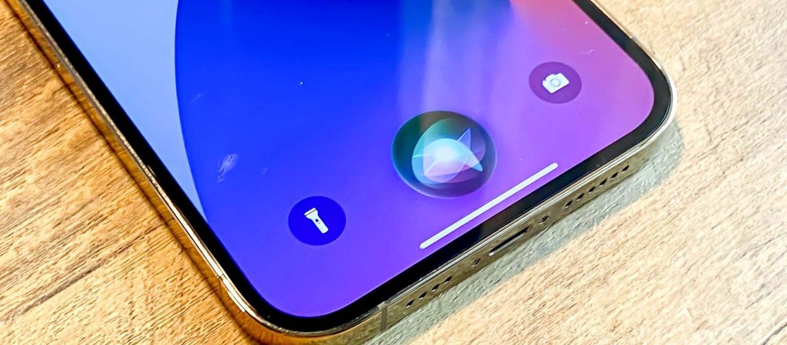 לפי הדיווחים, אפל סוגרת על עסקה להפעלת AI Siri עם Google Gemini - מה זה אומר עבורך