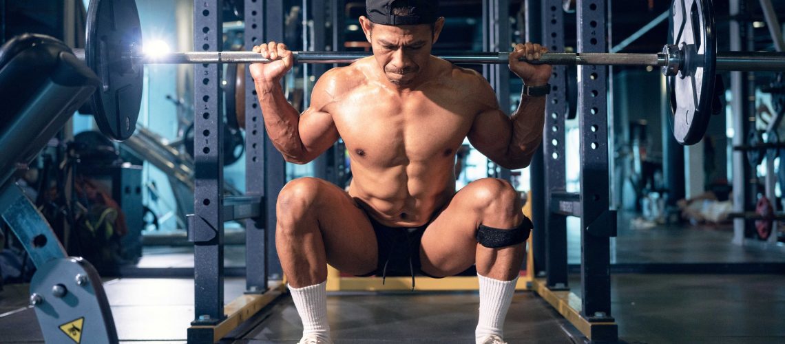 7 שלבים חיוניים שאושרו על ידי מאמן אישי לבניית האימון המושלם שלך בפלג הגוף התחתון (בתוספת שגרה לנסות)