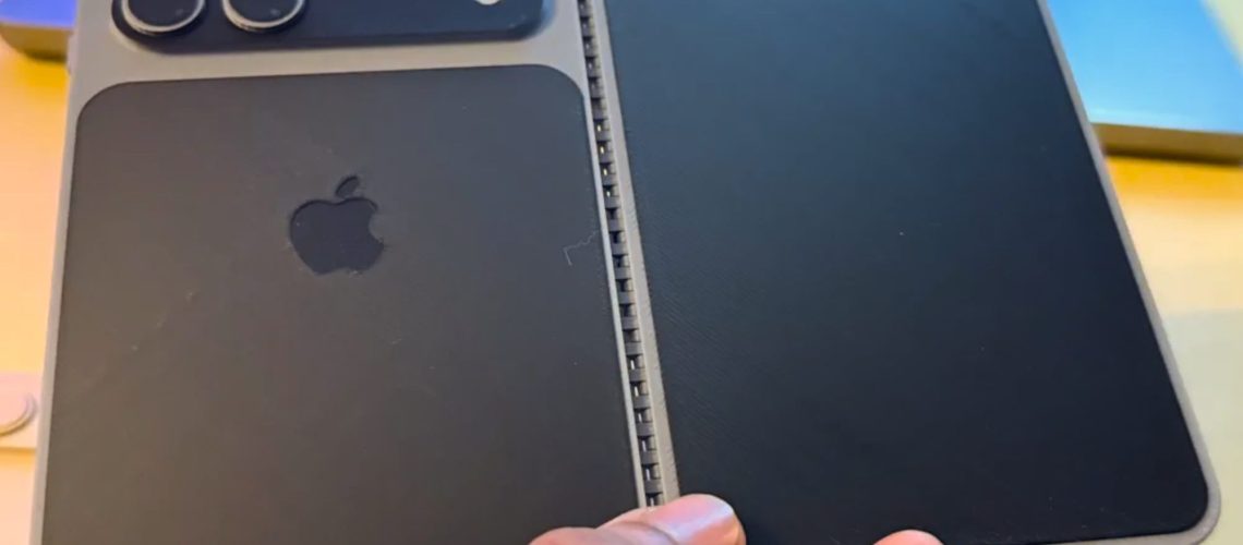 עיצוב iPhone Fold זה עתה דלף עם דגם תלת מימד חדש - והוא שונה מאוד