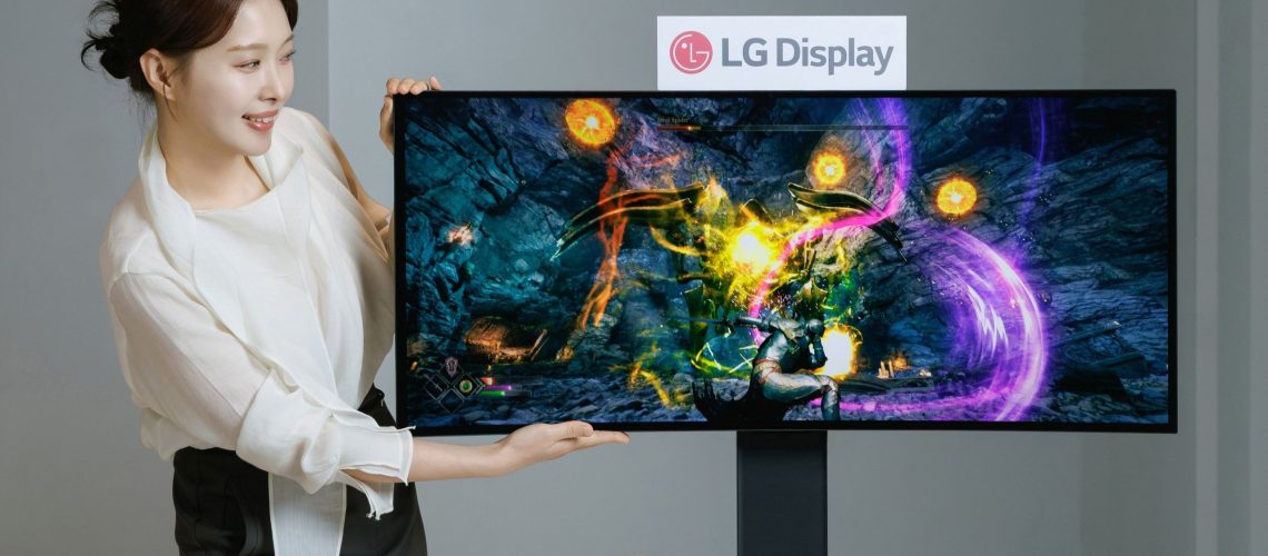 LG Display חושפת את צג ה-OLED הראשון בעולם עם קצב רענון גבוה ומטורף של 720Hz וזמן תגובה של 0.02ms בלבד